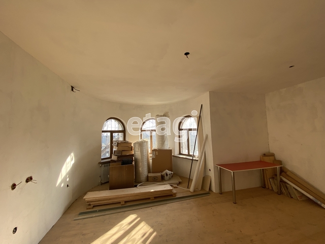 Продажа дома, 380м <sup>2</sup>, 8 сот., Саратов, Саратовская область,  Октябрьский