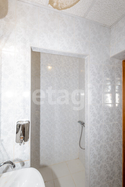 Продажа дома, 232м <sup>2</sup>, 5 сот., Саратов, Саратовская область,  Кировский