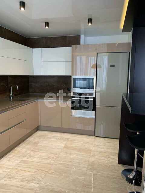 Продажа 3-комнатной квартиры, Саратов, Саратовская область,  Саратов