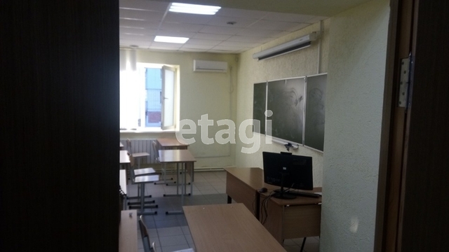 Продажа коммерческой недвижимости, 2288м <sup>2</sup>, Саратов, Саратовская область,  Саратов