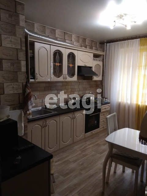 Продажа 3-комнатной квартиры, Саратов, Саратовская область,  Саратов