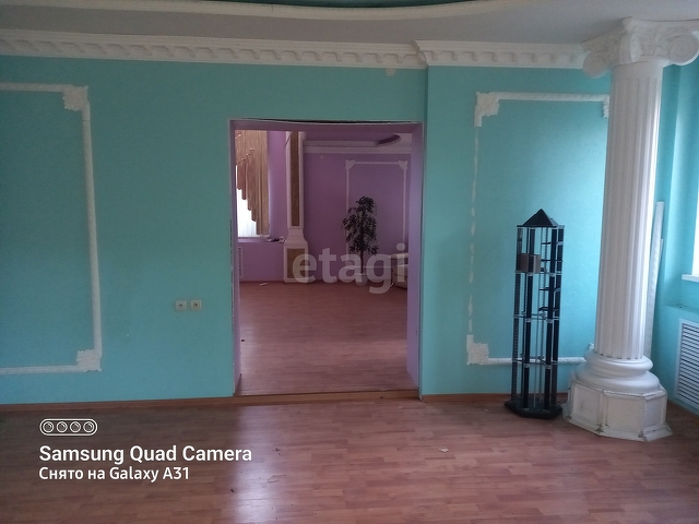 Продажа дома, 365м <sup>2</sup>, 9 сот., Саратов, Саратовская область,  Энгельсский