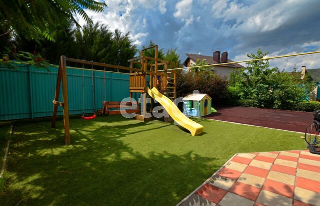 Продажа дома, 300м <sup>2</sup>, 10 сот., Саратов, Саратовская область,  Энгельс