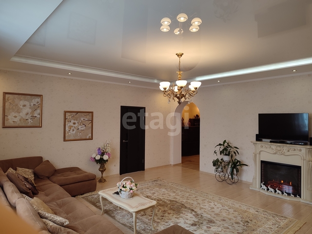 Продажа дома, 225м <sup>2</sup>, 6 сот., Саратов, Саратовская область,  Волжский 