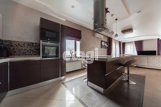 Продажа дома, 461м <sup>2</sup>, 12 сот., Саратов, Саратовская область,  