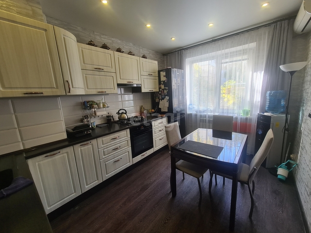 Продажа 3-комнатной квартиры, Саратов, Саратовская область,  Саратов