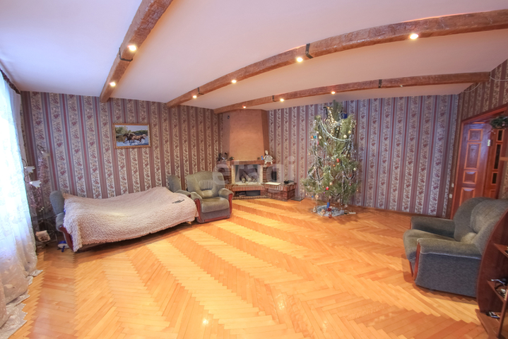 Продажа дома, 405м <sup>2</sup>, 10 сот., Саратов, Саратовская область,  Кировский