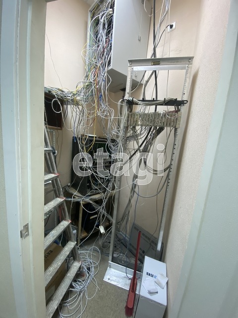 Продажа коммерческой недвижимости, 402м <sup>2</sup>, Саратов, Саратовская область,  Саратов