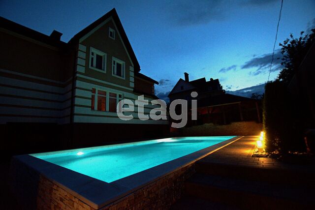 Продажа дома, 300м <sup>2</sup>, 10 сот., Саратов, Саратовская область,  Кировский