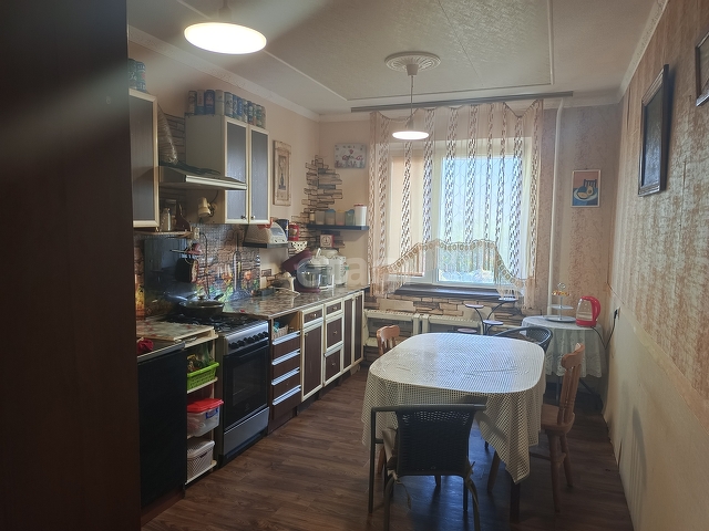 Продажа дома, 291м <sup>2</sup>, 16 сот., Саратов, Саратовская область,  