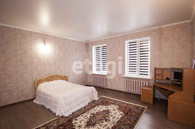 Продажа дома, 561м <sup>2</sup>, 5 сот., Саратов, Саратовская область,  Кировский