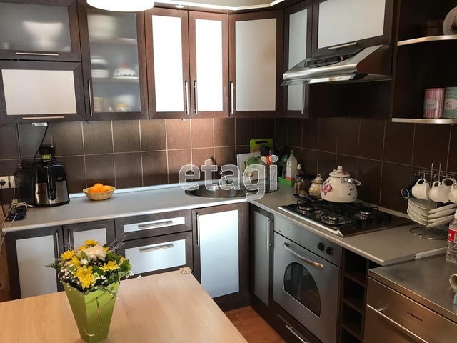 Продажа коммерческой недвижимости, 263м <sup>2</sup>, Саратов, Саратовская область,  Приволжский