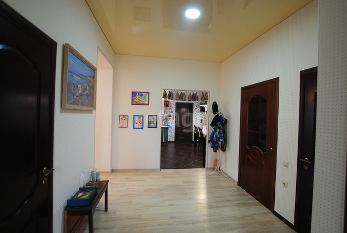 Продажа дома, 340м <sup>2</sup>, 15 сот., Саратов, Саратовская область,  