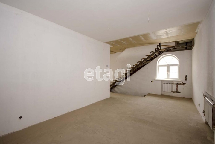 Продажа дома, 606м <sup>2</sup>, 5 сот., Саратов, Саратовская область,  Саратов