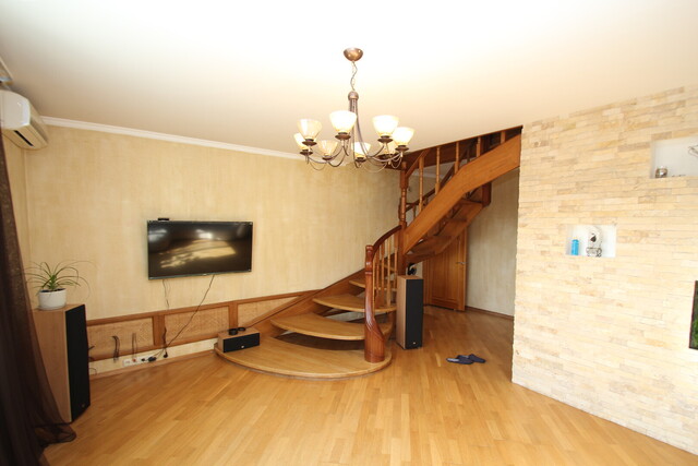 Продажа дома, 230м <sup>2</sup>, 3 сот., Саратов, Саратовская область,  