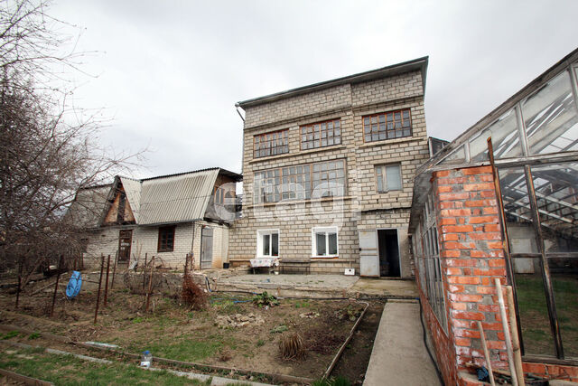 Продажа дома, 300м <sup>2</sup>, 3 сот., Саратов, Саратовская область,  