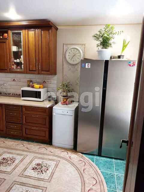 Продажа коммерческой недвижимости, 492м <sup>2</sup>, Саратов, Саратовская область,  Красный Кут