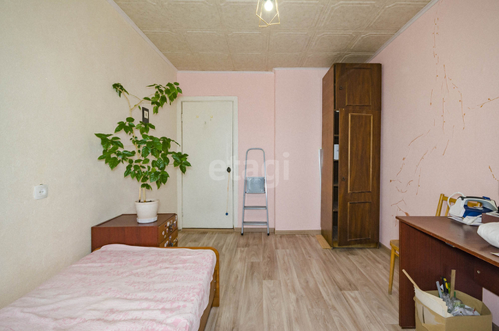 Продажа 3-комнатной квартиры, Екатеринбург, Сыромолотова,  16