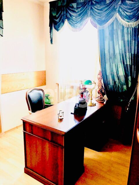 Продажа дома, 438м <sup>2</sup>, 6 сот., Саратов, Саратовская область,  Кировский