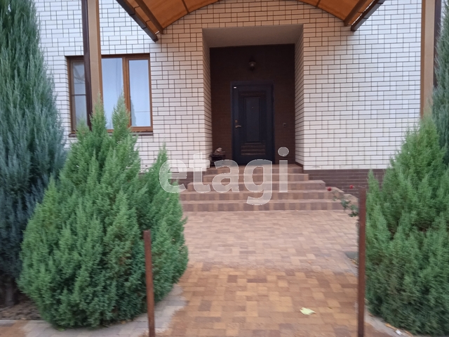 Продажа дома, 264м <sup>2</sup>, 8 сот., Саратов, Саратовская область,  Энгельс