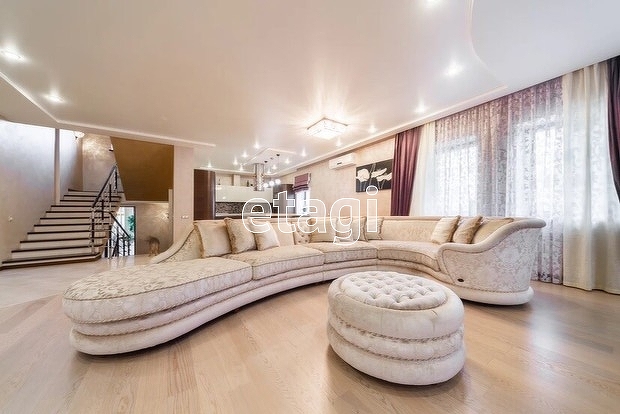 Продажа дома, 461м <sup>2</sup>, 12 сот., Саратов, Саратовская область,  