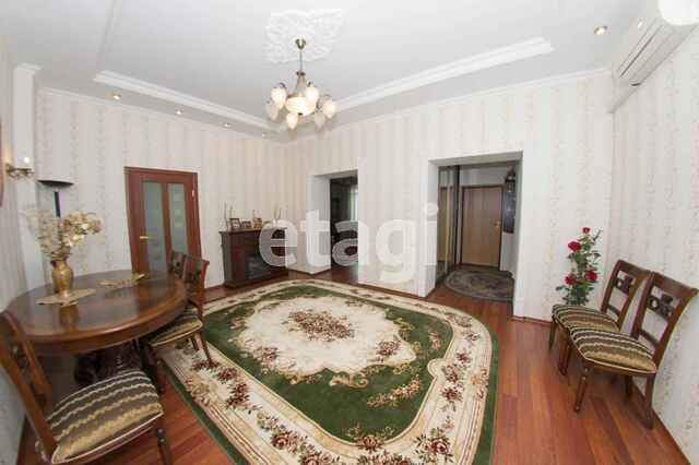 Продажа дома, 266м <sup>2</sup>, 4 сот., Саратов, Саратовская область,  Волжский 