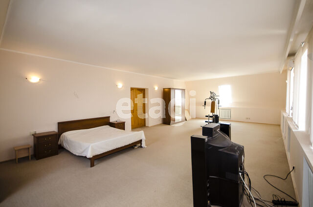 Продажа дома, 580м <sup>2</sup>, 2 сот., Саратов, Саратовская область,  Октябрьский