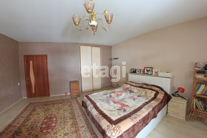 Продажа дома, 357м <sup>2</sup>, 3 сот., Саратов, Саратовская область,  Волжский 