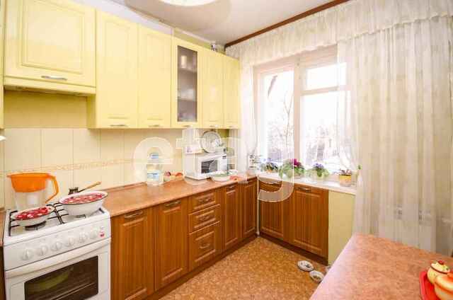 Продажа 3-комнатной квартиры, Саратов, Саратовская область,  Саратов