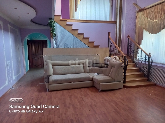 Продажа дома, 365м <sup>2</sup>, 9 сот., Саратов, Саратовская область,  Энгельсский