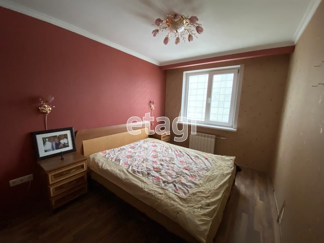 Продажа 3-комнатной квартиры, Березовский, Брусницына,  2