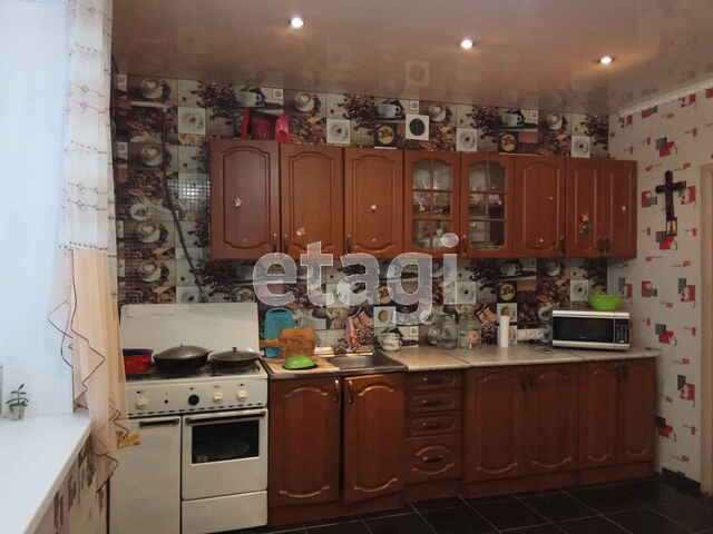 Продажа дома, 270м <sup>2</sup>, 7 сот., Саратов, Саратовская область,  