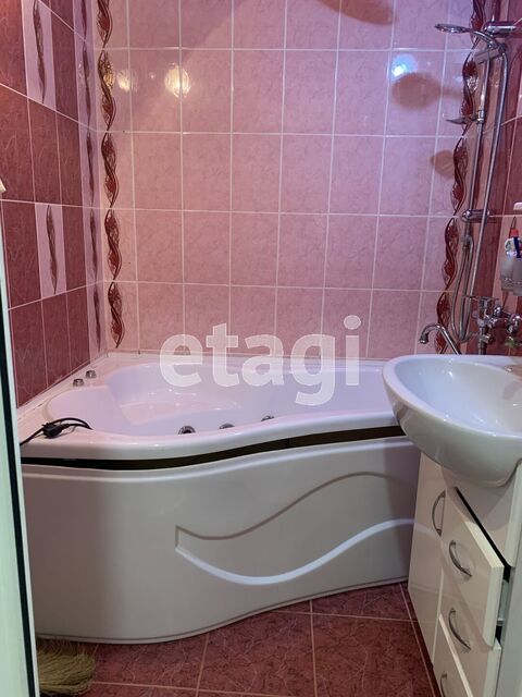 Продажа 3-комнатной квартиры, Саратов, Саратовская область,  Саратов