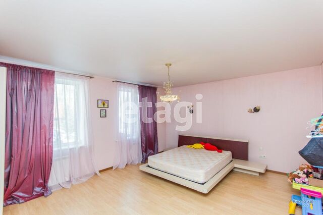 Продажа дома, 365м <sup>2</sup>, 8 сот., Саратов, Саратовская область,  Фрунзенский