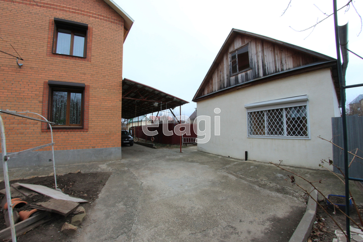 Продажа дома, 270м <sup>2</sup>, 9 сот., Саратов, Саратовская область,  