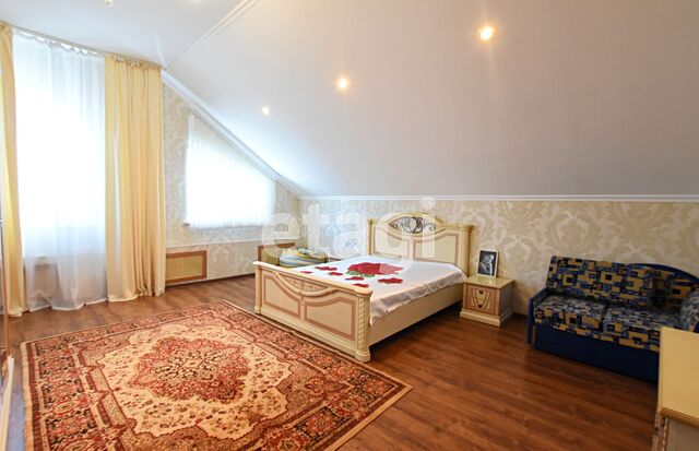 Продажа дома, 388м <sup>2</sup>, 4 сот., Саратов, Саратовская область,  