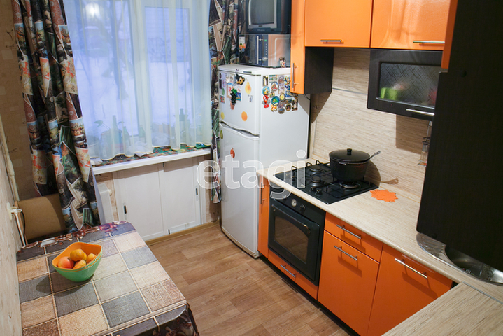 Продажа 3-комнатной квартиры, Екатеринбург, Пирогова,  4