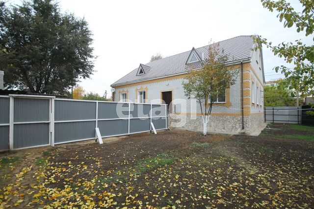 Продажа дома, 274м <sup>2</sup>, 6 сот., Саратов, Саратовская область,  