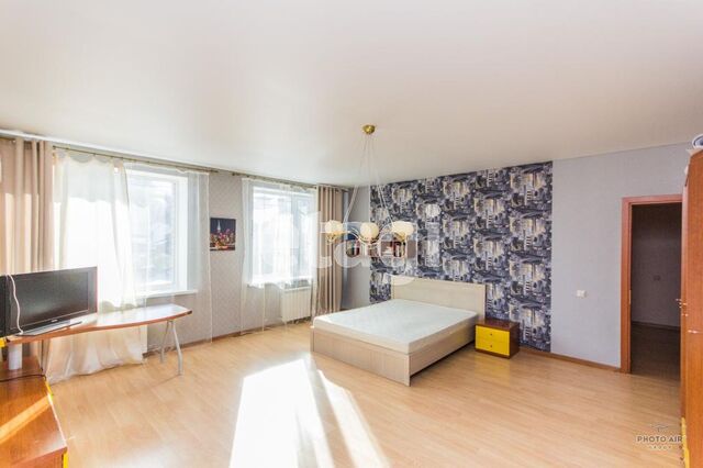 Продажа дома, 365м <sup>2</sup>, 8 сот., Саратов, Саратовская область,  Фрунзенский