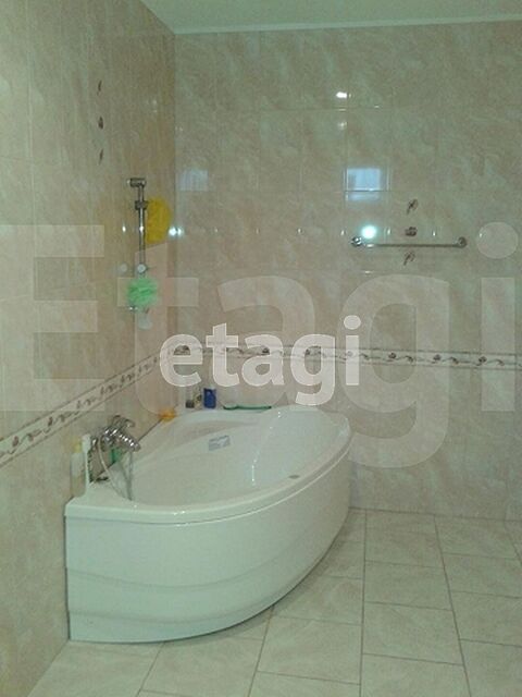 Продажа дома, 400м <sup>2</sup>, 30 сот., Саратов, Саратовская область,  Энгельс