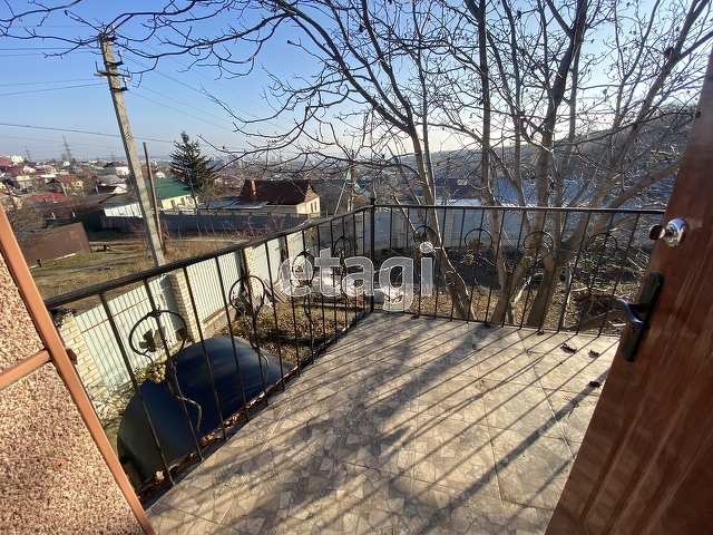 Продажа дома, 380м <sup>2</sup>, 8 сот., Саратов, Саратовская область,  Октябрьский