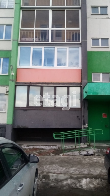 Продажа 2-комнатной квартиры, Первоуральск, Вайнера,  47