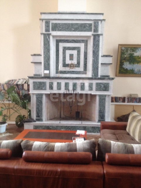 Продажа дома, 337м <sup>2</sup>, 15 сот., Саратов, Саратовская область,  