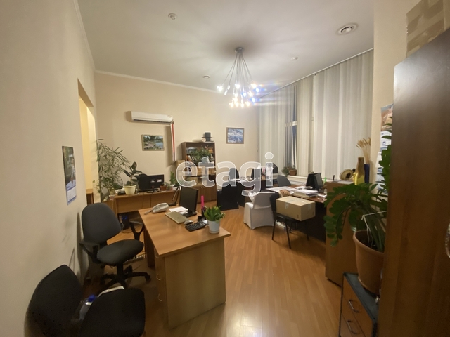 Продажа коммерческой недвижимости, 402м <sup>2</sup>, Саратов, Саратовская область,  Саратов