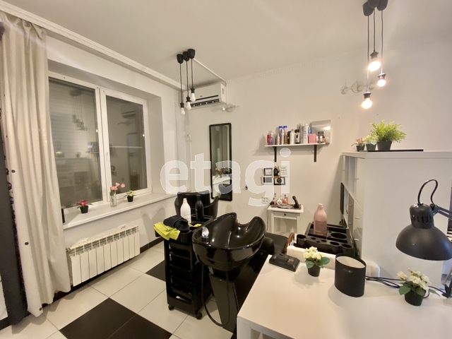 Продажа коммерческой недвижимости, 64м <sup>2</sup>, Саратов, Саратовская область,  Саратов