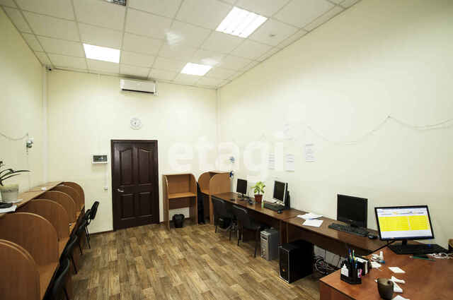 Продажа коммерческой недвижимости, 2500м <sup>2</sup>, Саратов, Саратовская область,  Саратов