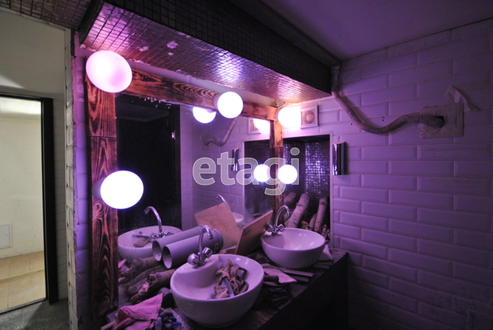 Продажа коммерческой недвижимости, 269м <sup>2</sup>, Саратов, Саратовская область,  Саратов