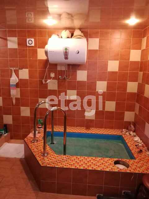 Продажа дома, 295м <sup>2</sup>, 8 сот., Саратов, Саратовская область,  Саратов