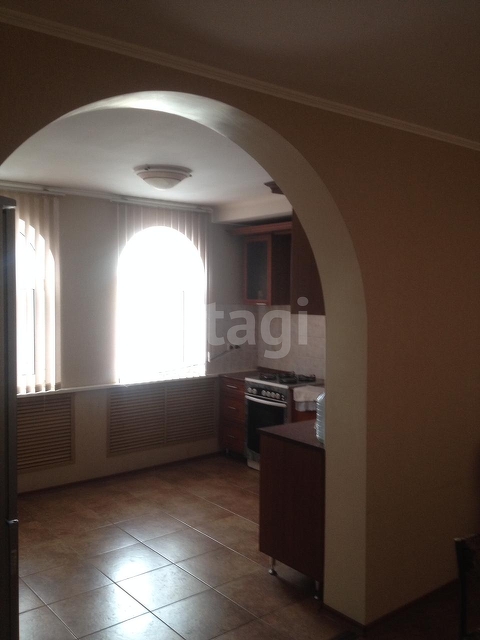 Продажа дома, 337м <sup>2</sup>, 15 сот., Саратов, Саратовская область,  