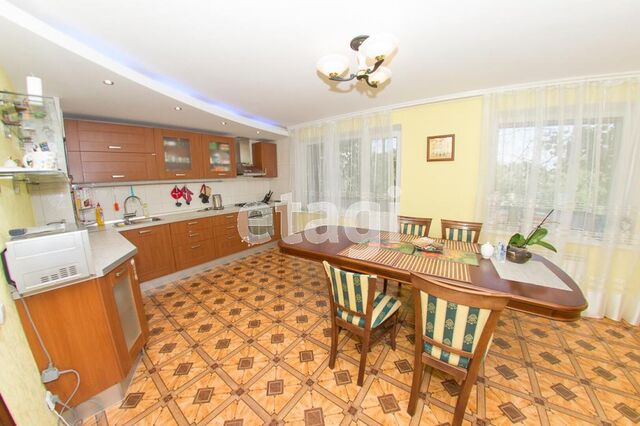 Продажа дома, 389м <sup>2</sup>, 10 сот., Саратов, Саратовская область,  Ленинский